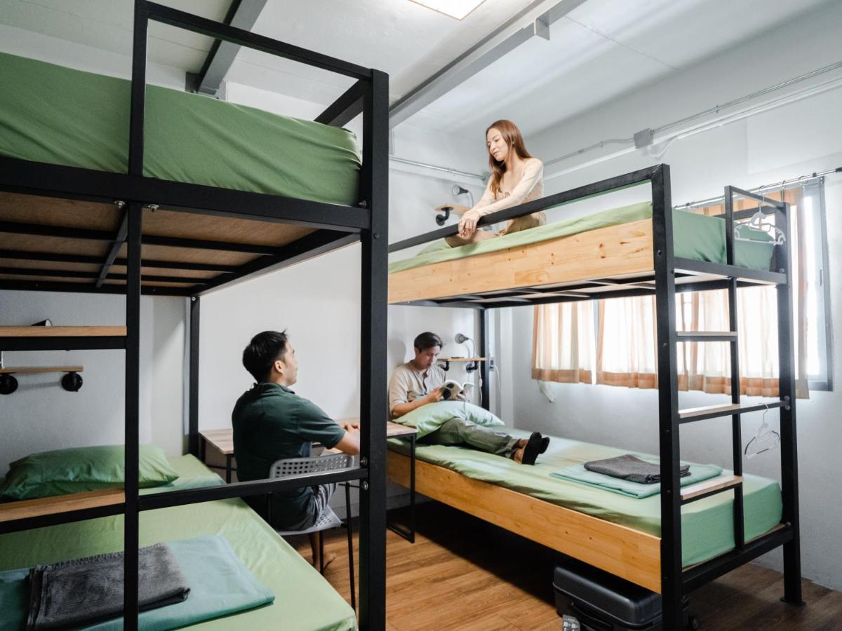 Hybrit Hostel&Cafe Hat Yai Bagian luar foto