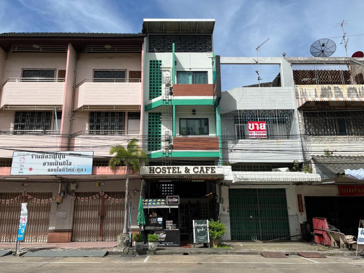 Hybrit Hostel&Cafe Hat Yai Bagian luar foto