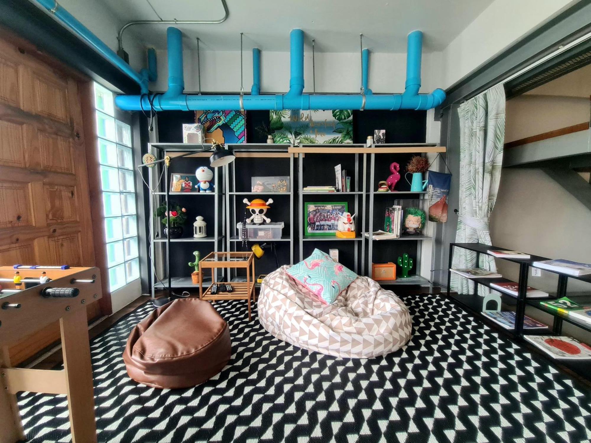 Hybrit Hostel&Cafe Hat Yai Bagian luar foto