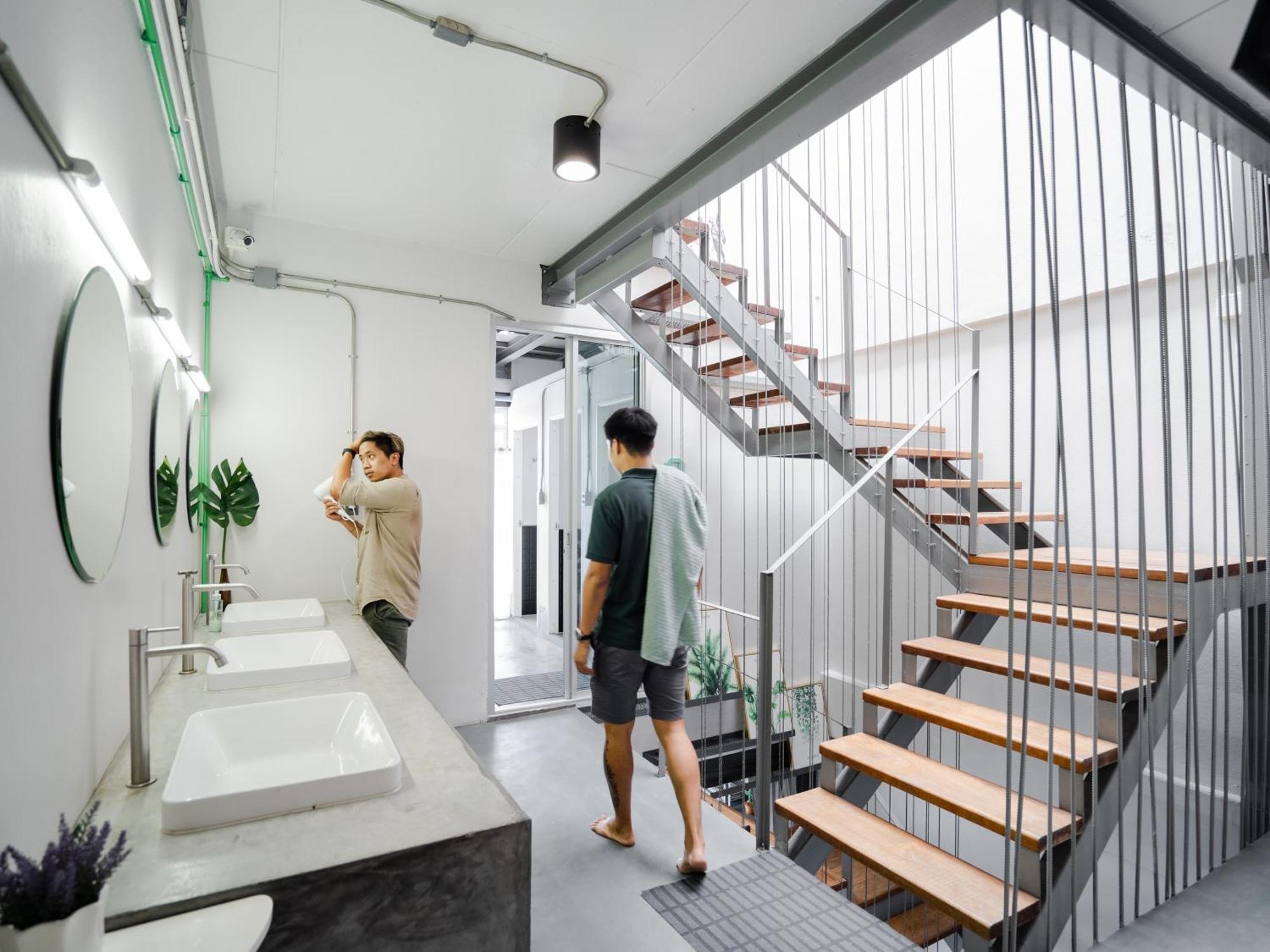 Hybrit Hostel&Cafe Hat Yai Bagian luar foto